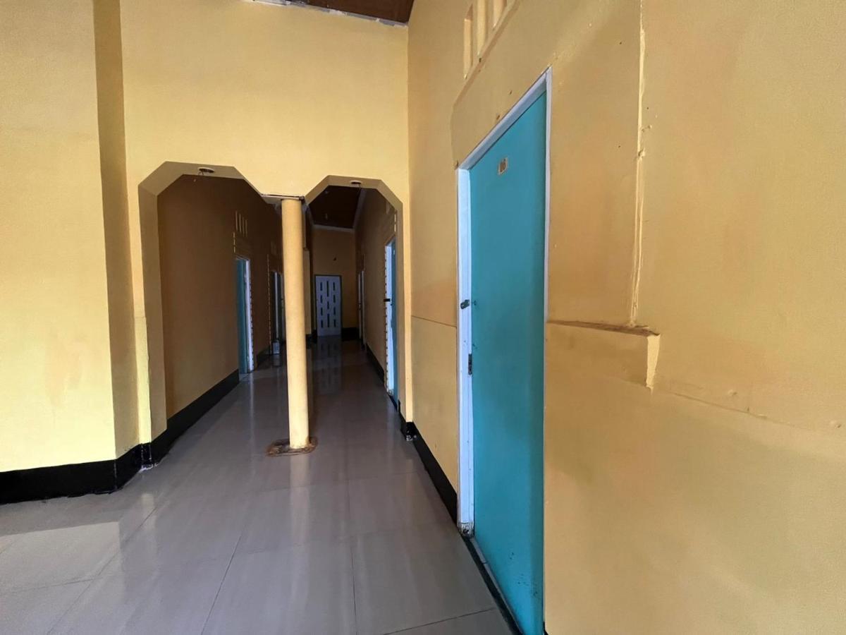 Hotel Malibu Baubau 外观 照片